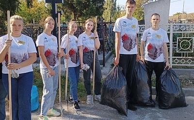 Изображение Волонтеры Державинского – участники акции «Память Победы»