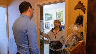 Изображение В Державинском с Днем Победы поздравляют детей войны из ветеранской организации вуза