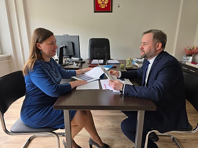 Изображение Державинский разработал проект «Цифровая контактная педагогика: гибридные решения для снижения дефицита учителей в отдаленных школах»