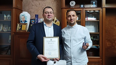 Изображение Ректор Державинского Павел Моисеев встретился с выпускником ТГУ Вассимом Мерчела из Алжира
