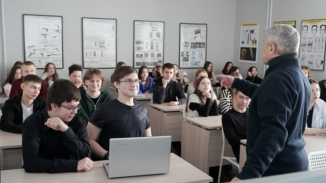 В Державинском проходят профессиональные пробы для учащихся 9-х классов фото детальные