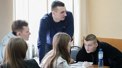 Изображение Державинцы вышли в финал деловых игр по традициям, культуре и истории России