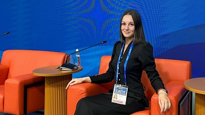 Изображение Студентки Державинского представили университет на III Международном Екатерининском форуме